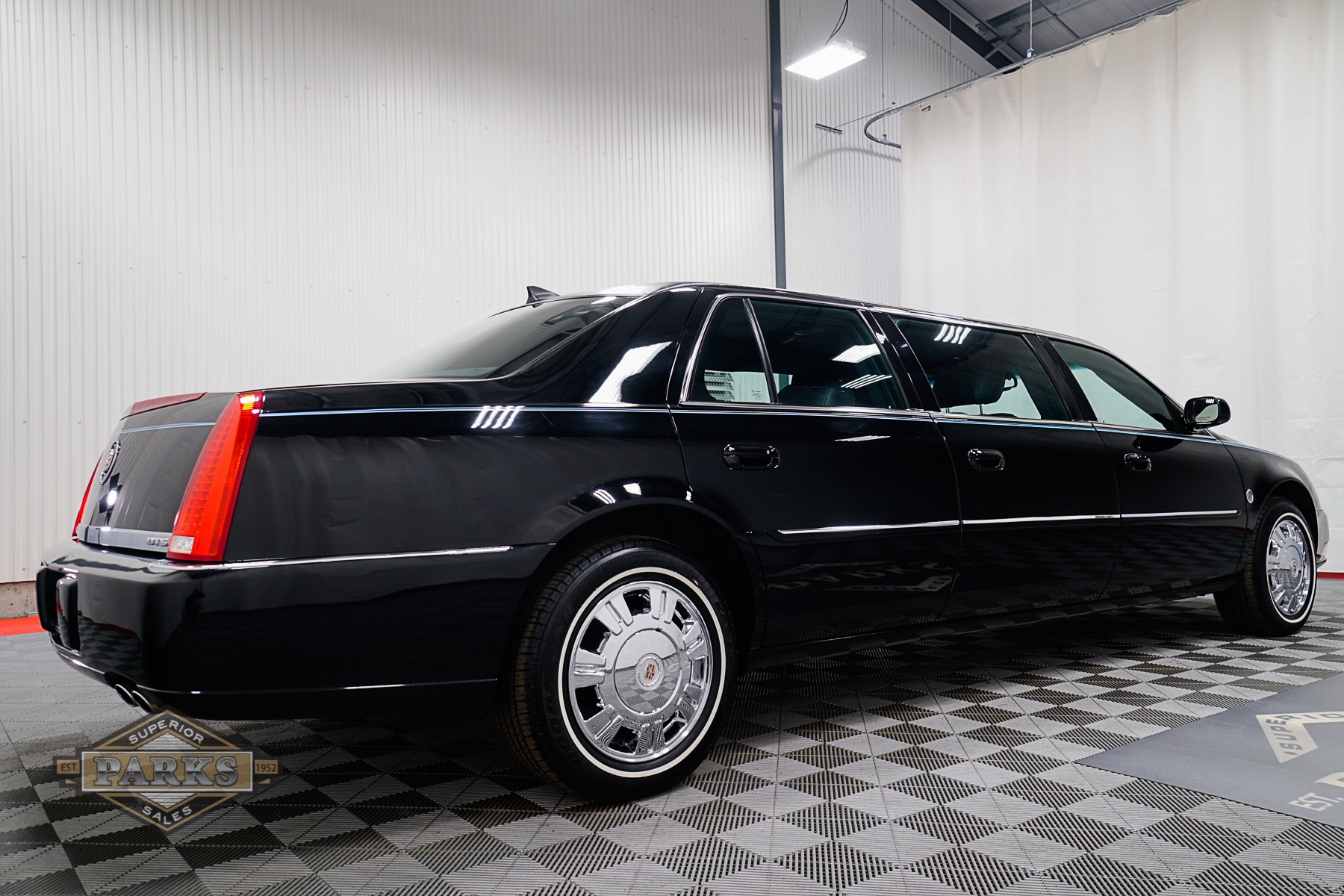 2011 Cadillac Federal Coach DTS 41 6-Door Limousine - Parks Superior Sales